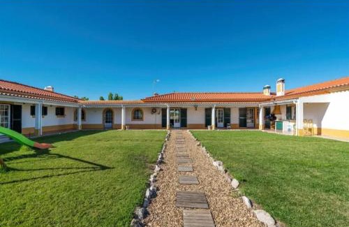 Grandola Villa | Spacious villa with private pool in Grândola