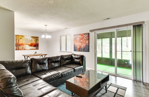 Norfolk - Virginia Beach Casa | Spacious Virginia Beach Home: 3 Mi to Town Center