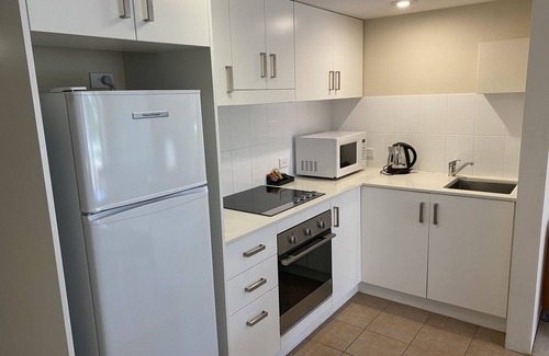 Wahroonga Apartamento | Spacious Wahroonga 2 Bedroom Apartment