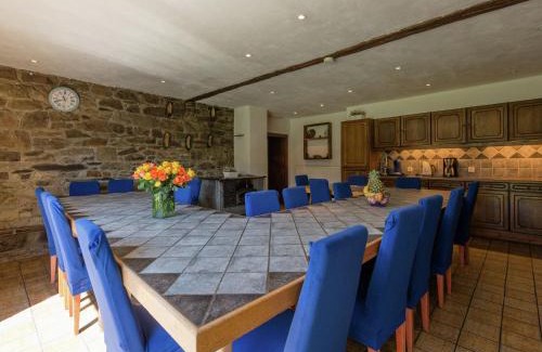 Walk Casa | Spacious Waimes Villa