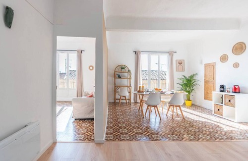 Pertuis Apartamento | Spacious, warm and comfortable apartment