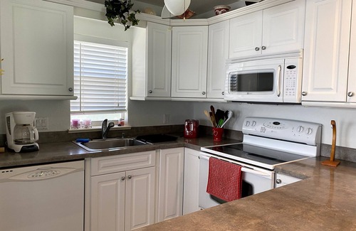 Nettles Island Casa | Spacious water view home in an active community!