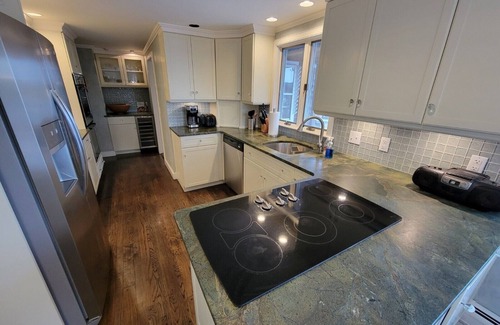 North Chatham Casa | Spacious Waterfront Home on Ryder's Cove! Pet Friendly too!
