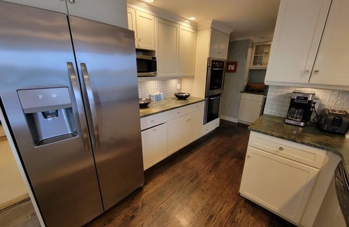 North Chatham Casa | Spacious Waterfront Home on Ryder's Cove! Pet Friendly too!