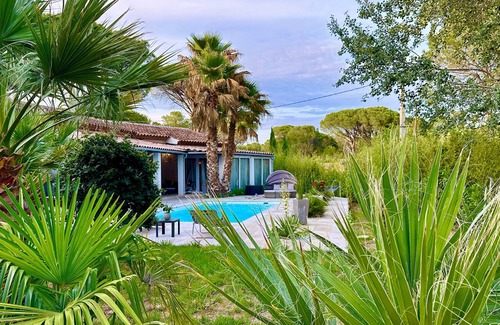 Vidauban Casa | Spacious, welcoming house with swimming pool.