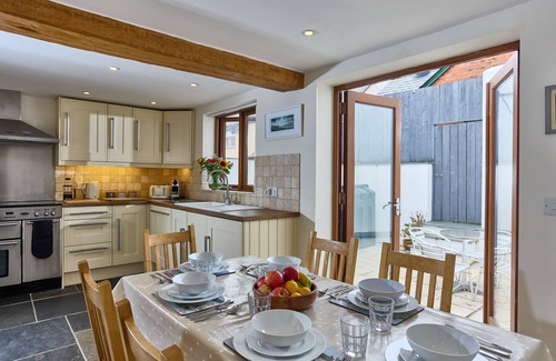 Hartland Cabaña | Casa de campo espaciosa y acogedora, bien equipada en Hartland, North Devon - Capacidad para 6.