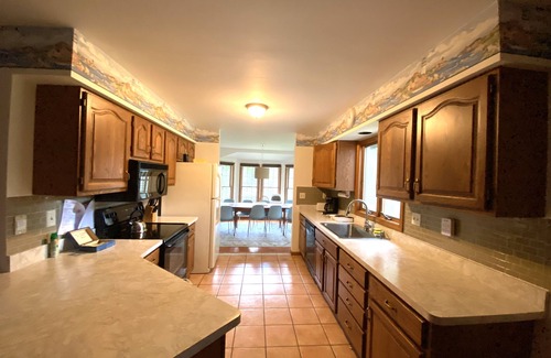 Ocean Pines Casa | Espacioso, bien mantenido, 3 o 4 habitaciones, 3 baños con vista al campo de golf.