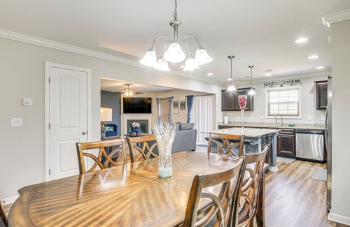 West Columbia Casa | Spacious West Columbia Home w/ Patio & Grill!