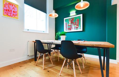 West Hampstead Apartamento | Spacious West Hampstead Apartment with mezzanine bedroom by Concept Apartments