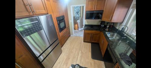 West Kelowna Estates Casa | Spacious West Kelowna Home that is great for family, friends, or business trip!