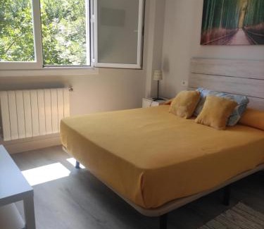 Bilbao la Vieja Apartamento | Spacious with free parking in Old Town-Casco Viejo