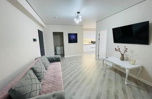 Chisinau Apartamento | Spacious, with panoramic glazing, center and airport