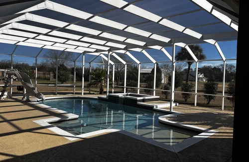 Molino Casa | Spacious with plenty of acres