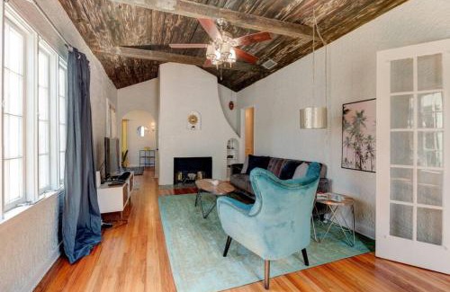 Kingston Casa | Spanish Beach Bungalow MainHouse