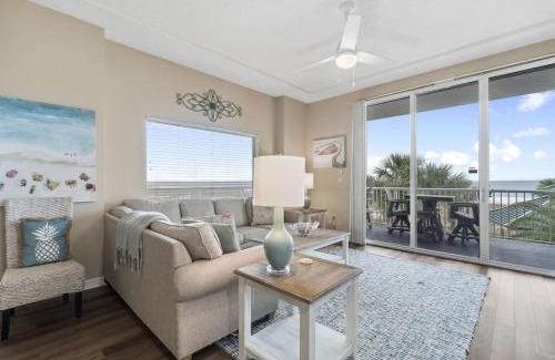 Chandelle First Casa | Spanish Key Unit 101