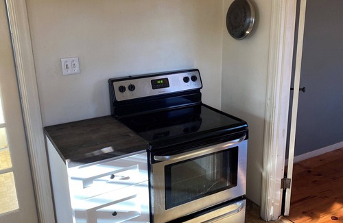 Redding Casa | Spanish Revival Bungalow in Downtown Redding
