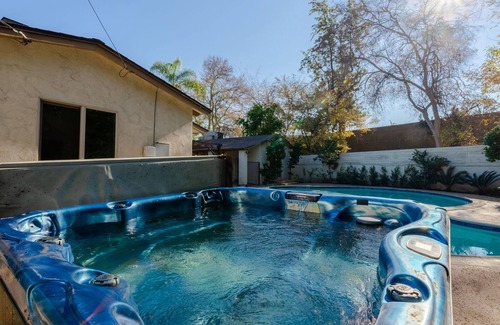 Toluca Lake Villa | Spanish Villa Heated Pool/Spa-5 mins from Universal Studios