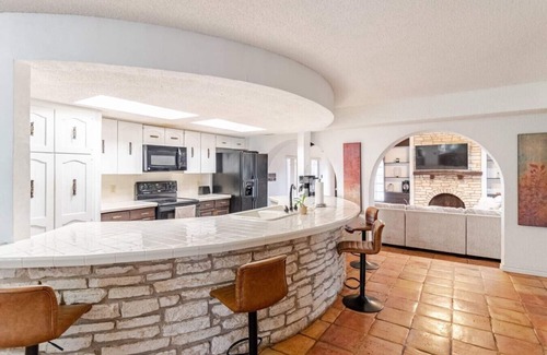 Leon Valley Casa | Spanish Villa in Leon Valley