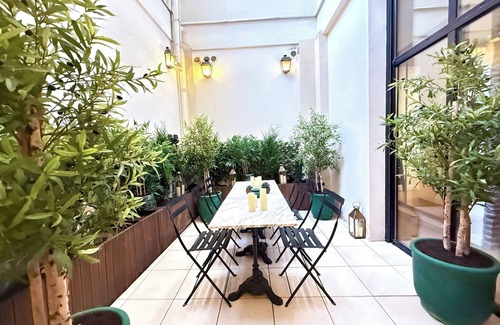 Saint-Merri Apartamento | Sparis, 4 bedrooms / 3 bathrooms, 10 people, 180 m²