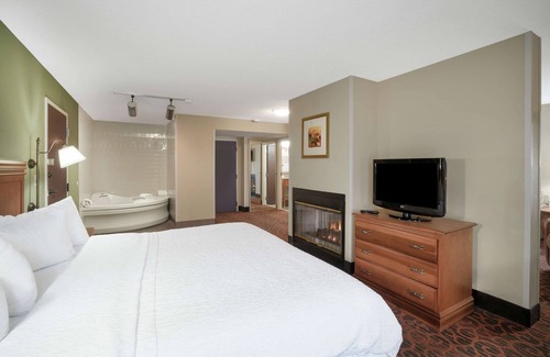 Withrow Hotel | Spark by Hilton Bardstown