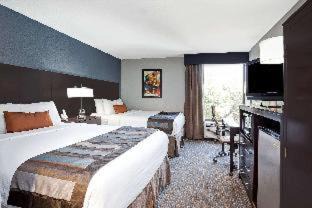 Richardson Hotel | Spark by Hilton Richardson Dallas