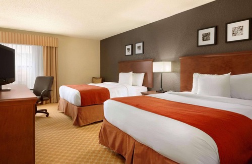 South Side Hotel | Spark by Hilton South East Corpus Christi