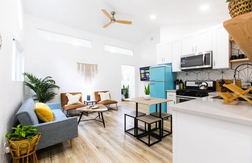 San Onofre Apartamento | Sparkling Clean, Stylish 1-bdrm w/parking - 5 min to hiking & beach!