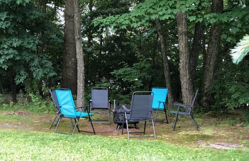 State College Casa | Sparkling clean bungalow close to campus