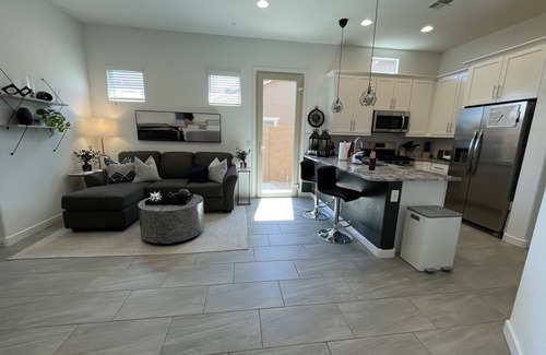 Buckeye Apartamento | SPARKLING CLEAN, Modern 1 BR Guesthouse