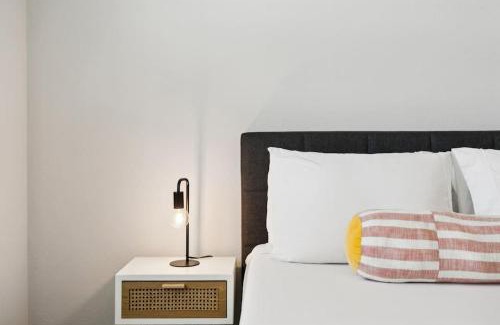 Sundance Apartamento | Sparkling Modern Home in Buckeye with Pool,BBQ