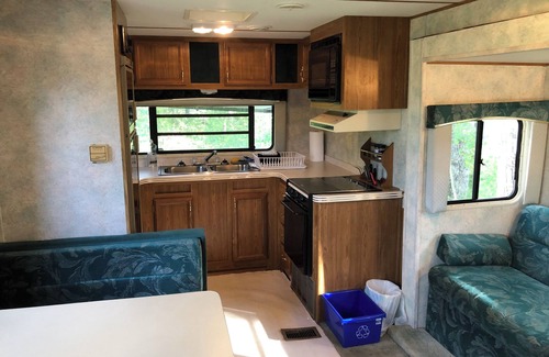 Clear Lake Casa | Sparrow - Camper at Sunset Bay