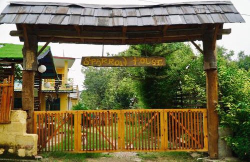 Suja Apartamento | Sparrow House, Landing Site, 3-bedroom house, Kitchen, Bonfire
