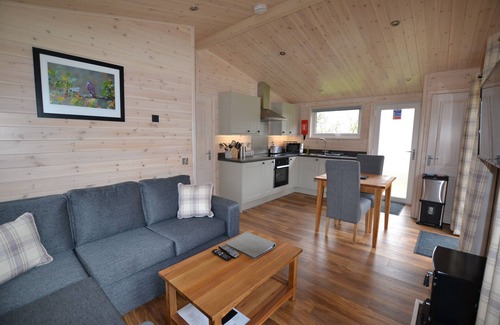 Henton Apartamento | Lodge-Superior-Baño con bañera-Vista al Lago-Sparrowhawk Lodge