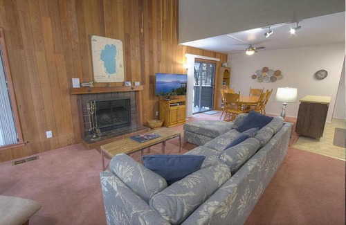 Incline Village Casa | Sparrows Nest by Lake Tahoe Accommodations