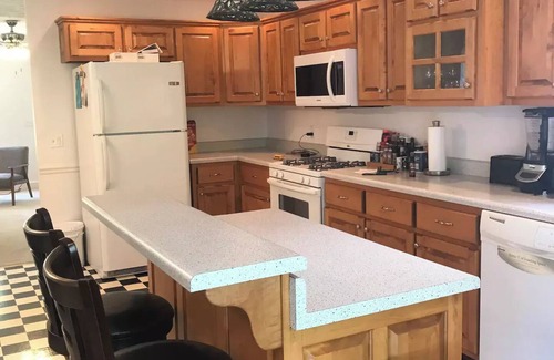 Sparta Casa | Sparta House on the Calfkiller River