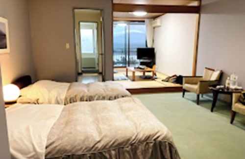 Fujikawaguchiko Hotel | Special JapaneseWestern small roompanoramic view of Mt Fuji Lake Shoji / Minamitsurugun Yamanashi