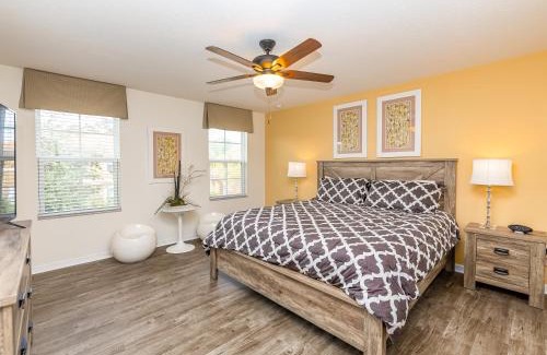 Bellavida Casa | Special Offer Fantastic Townhome with Pvt Pool and Lake view near Disney