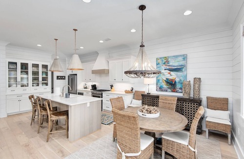 Lakeside at Blue Mountain Beach Casa | Special Price ☀️ 6 Seat Golf Cart | *Heated & Chilled Pool | New & Gated | Near Restaurants