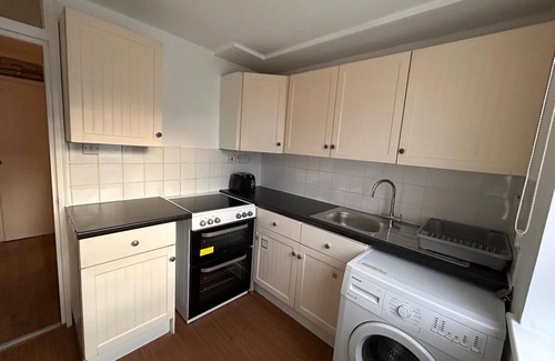 Whalebone Apartamento | Specious 1 Bed flat in east London with Parking and free wifi