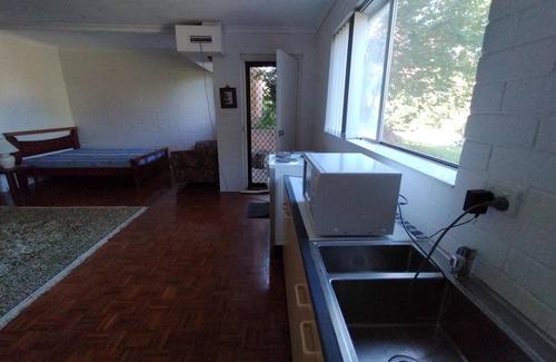 Garran Apartamento | Specious studio next to the Canberra Hospital