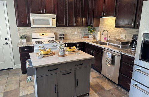 Citrus Heights Casa | Spectactular Design and Charm