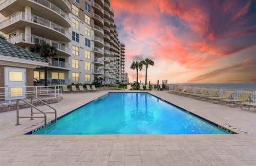 Bridgeport Heights Condominio | Spectacular Large Beachfront 3BR/3B 8th FL Condo w/Ocean/River Views & Amenities