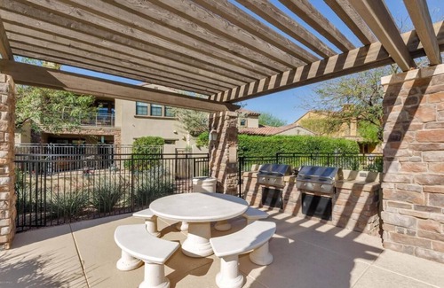 Talon Retreat Casa | Spectacular 2 BR Grayhawk Golf Getaway from the 18th Hole