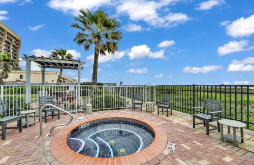 South Padre Island Apartamento | Spectacular 2 bed 2 bath Beach Front Beauty at Aquarius