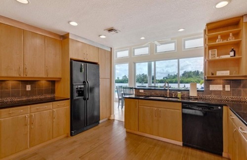 Bay Isle Casa | Spectacular Bay View Home, Gateway to Siesta Key and all of Sarasota
