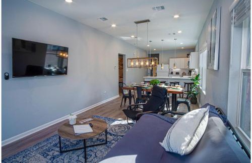 Eastside Promise Neighborhood Casa | Spectacular Brand New 4BR2.5BA Near DT Riverwalk