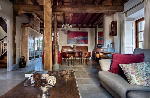 Alameda del Valle Cabaña | Espectacular Casa Histórica Casa del Farmacéutico para 12 personas