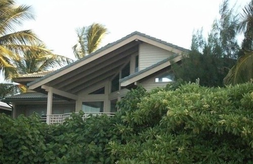 Waialua Casa | Espectacular retiro ejecutivo frente a la playa
