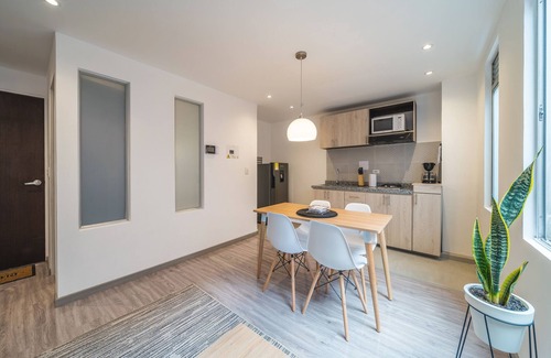 Financial District Apartamento | Spectacular High-End Apartment in Chapinero Alto with Wifi