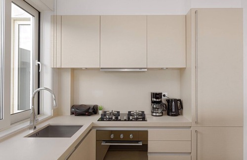 Athens City Centre Villa | Lavish Athens Loft | Zephyr Loft | 1 Bedroom | Superb City Views | Prime Location